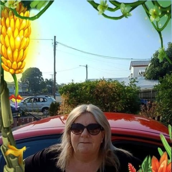 Meet your Posher, Robin - Picture 1 of 1